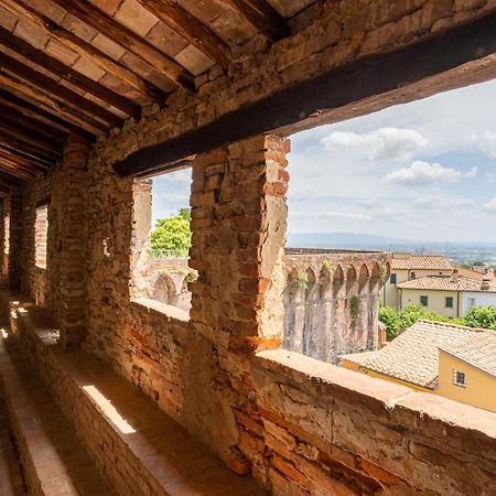 Vila La Casina Di Elisa Montecarlo Exteriér fotografie