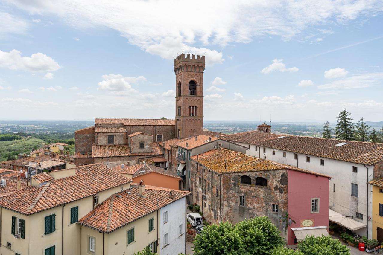 Vila La Casina Di Elisa Montecarlo Exteriér fotografie
